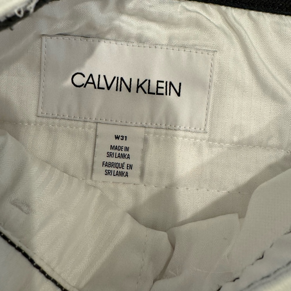 Men’s Calvin Klein Chino Short Size 31 - Picture 2 of 4